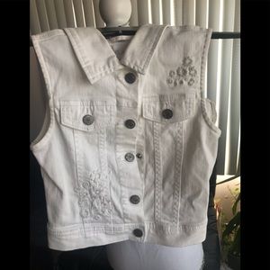 NWT LITTLE GIRL’s white denim vest